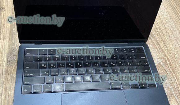 Ноутбук MacBook Apple Air 13,6