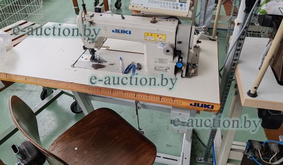 Одноигольная прямострочная швейная машина JUKI DLU-5490N-7
