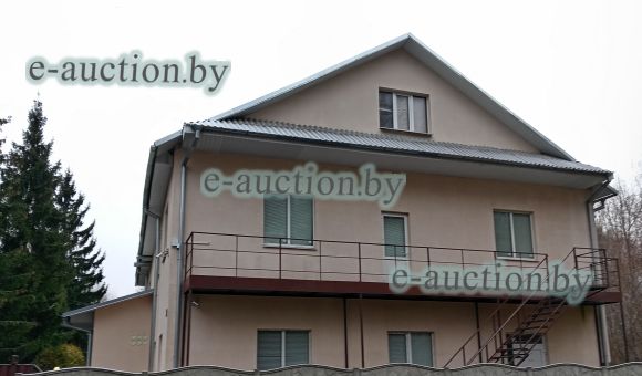 1/2 доля в праве собственности на здание швейного цеха в г. Кобрине