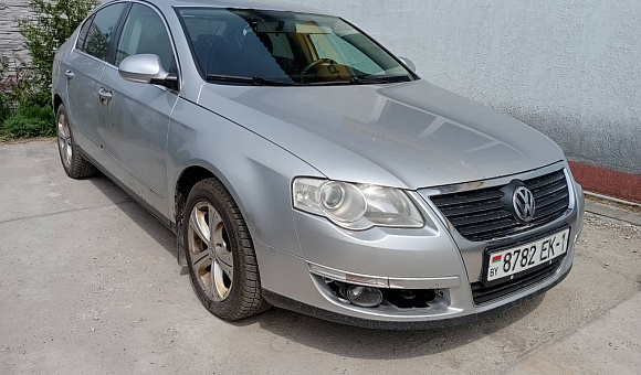 Volkswagen Passat, 2010