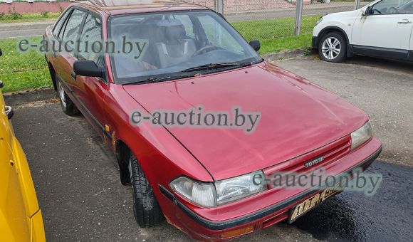 Toyota Carina, 1989