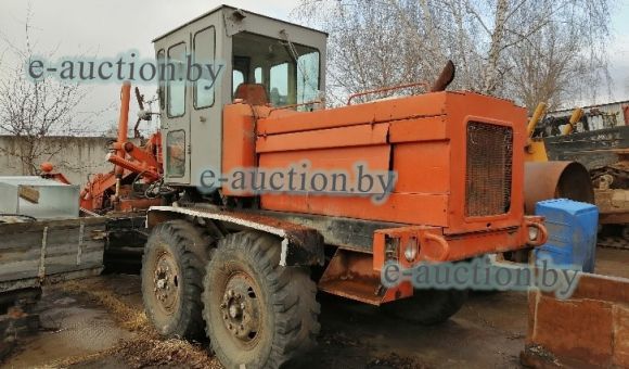 Автогрейдер ДЗ 122, 1987