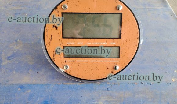 Часы электронные настольные