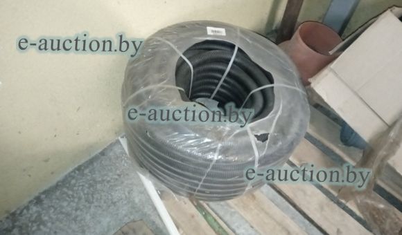 Труба гофрированная, d32, черная, пластик