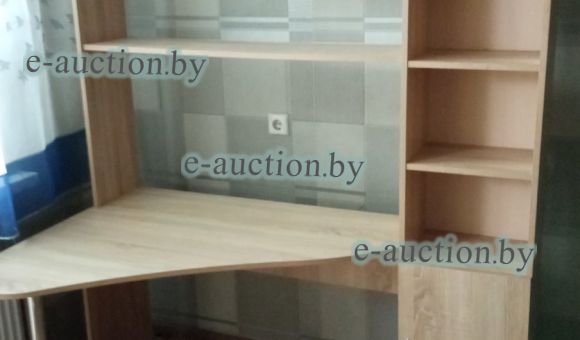 Стол компьютерный