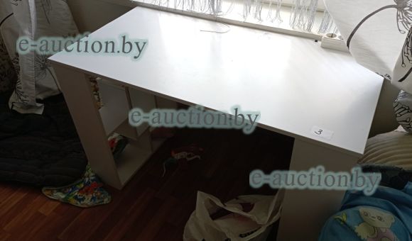 Стол письменный