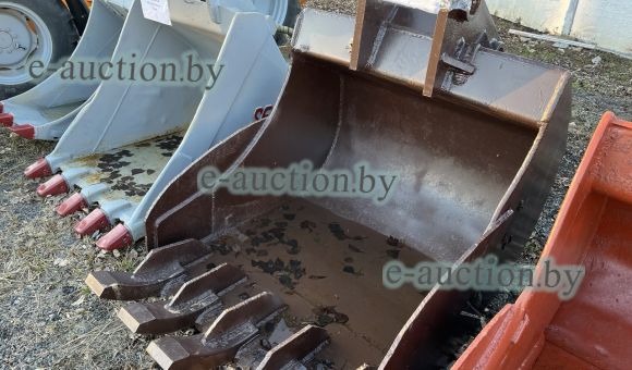 Ковш для гусеничного экскаватора