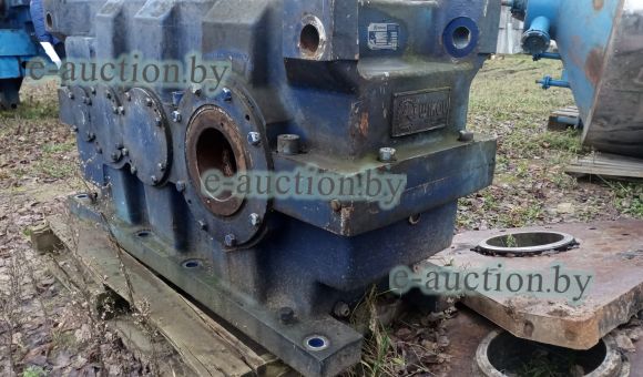 Редуктор Wikov ZPN355C12H1II/90