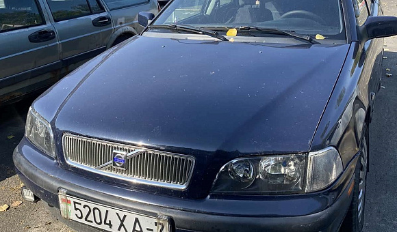 Volvo S40, 1998