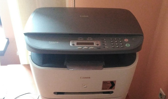 Сканер-принтер canon MF3228