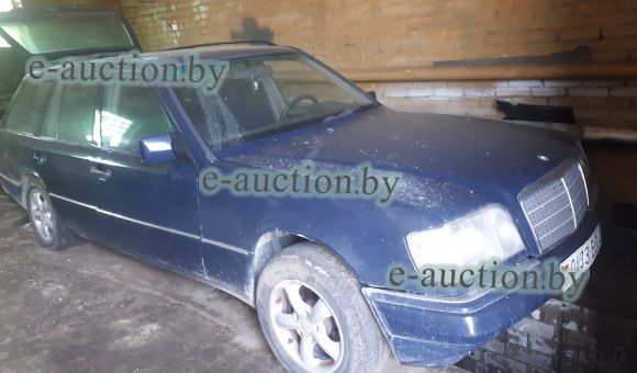 Mercedes-Benz E200, 1996