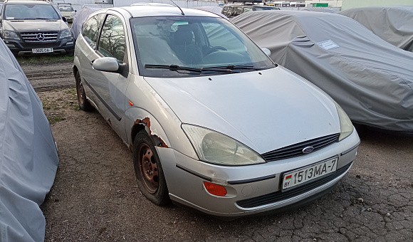 Ford Focus, 2001