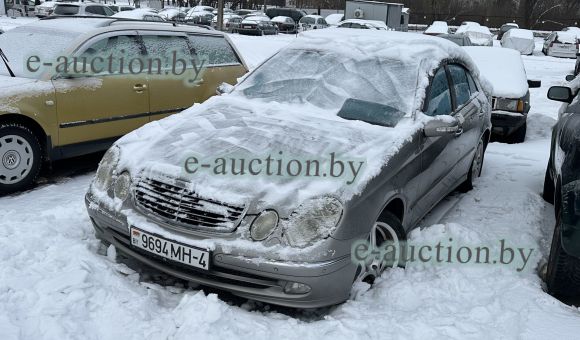 Mercedes-Benz E240, 2003