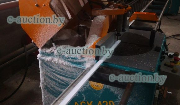 Пила для резки с низкой подачей диска