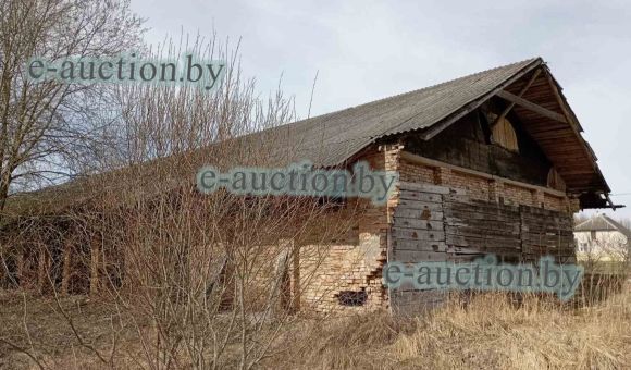 Здание продовольственного склада вблизи аг. Княгинин (Мядельский район), площадью 426 м²