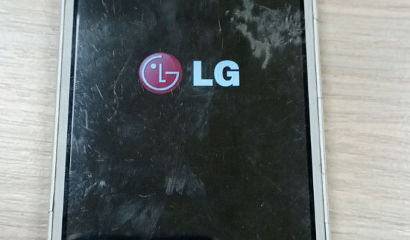 Смартфон LG Optimus L7 II (P713)