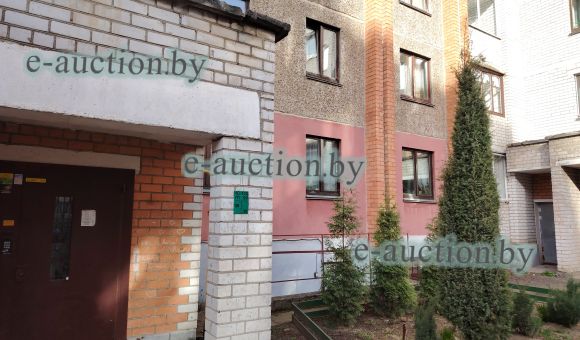 1/2 доля в праве собственности на трёхкомнатную квартиру в г. Полоцке, площадью 71.7 м²