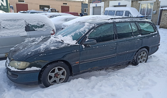 Opel Omega, 1997