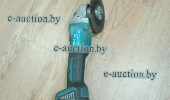 Аккумуляторная шлифмашинка Makita
