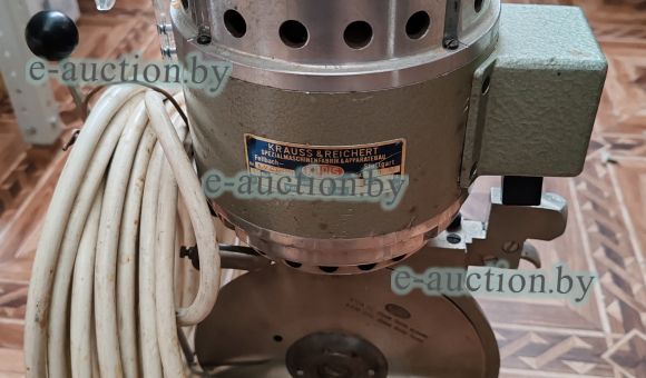 Раскройная машина с дисковым ножом KURIS