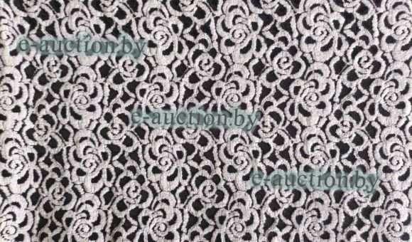 Ткань, полотно трикотажное, вязка белые цветы на черное сетке (рулон), 43,6 м.п.