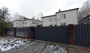 Здание специализированное для образования и воспитания в г. Минске, площадью 4000.2 м²