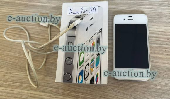 Смартфон iPhone 4 S 64 Gb