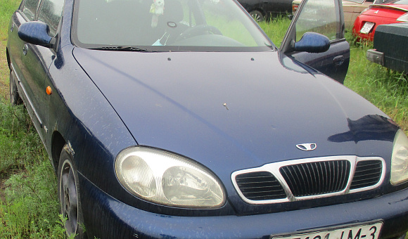 Daewoo Lanos, 2001