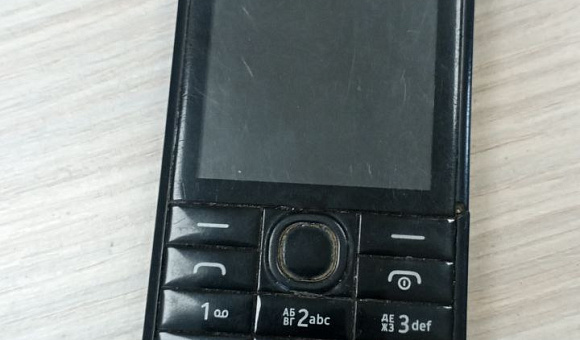 Мобильный телефон Nokia RM-840