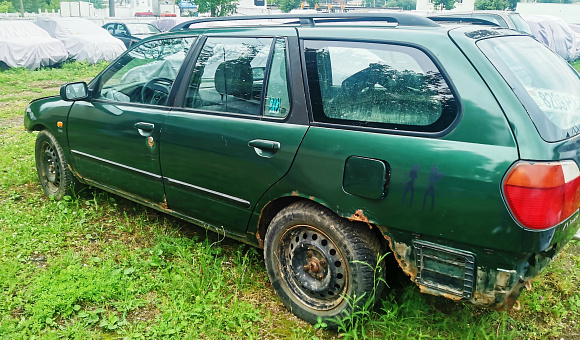 Nissan Primera, 1999