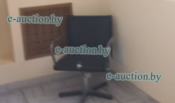 Стул кож.зам с металлическими ручками (черный) №12