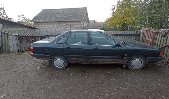 Audi 100, 1988