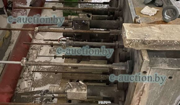 Четырехместная пеноформа на пеновкладыши "Ложемент большой" 2 места, "Ложемент малый" 2 места.