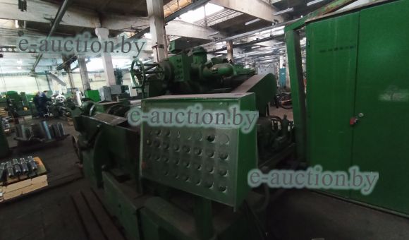 Круглошлифовальный станок для шлифовки коленчатых валов ЛТ-234