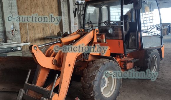 Погрузчик фронтальный одноковшовый ВМЕ 1565, 2012
