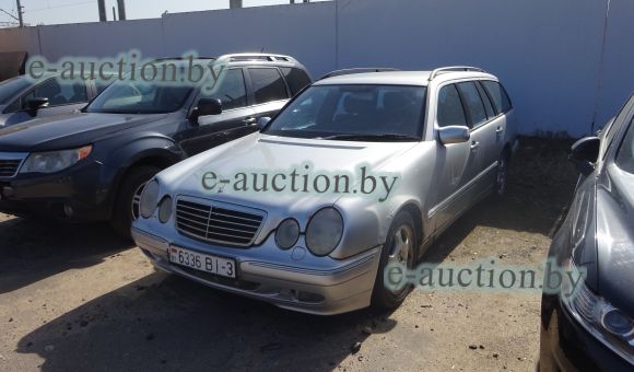 Mercedes-Benz E220, 2001