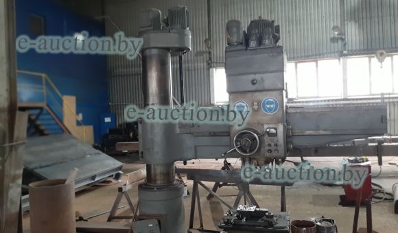 Радиально-сверлильный станок  2Н55