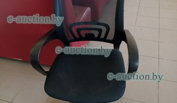 Стул офисный