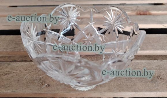 Конфетница хрустальная