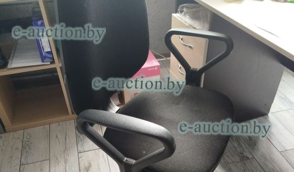 Стул офисный