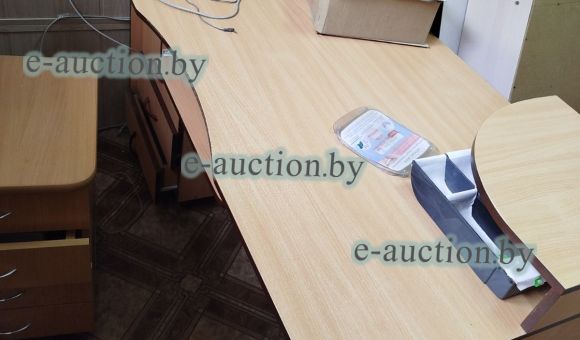 Стол для компьютера 