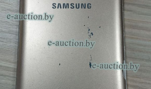 Смартфон Samsung Galaxy J3 (2016) Gold [J320F/DS] 1.5Gb/8Gb