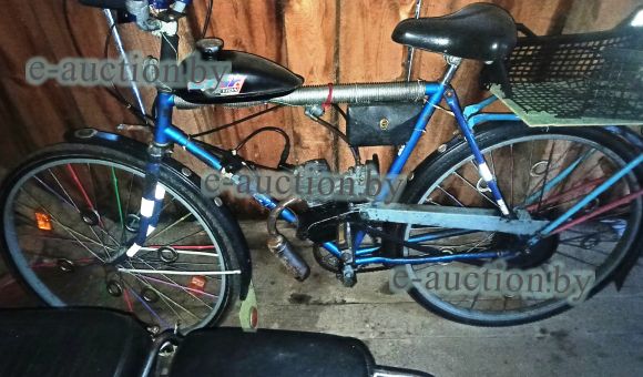 Велосипед с подвесным двигателем