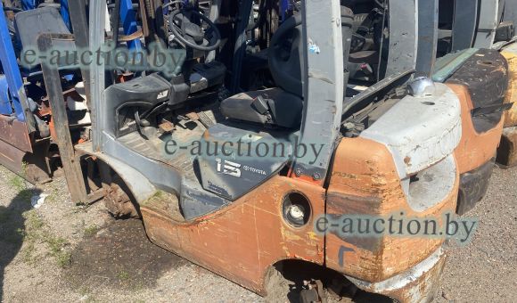 Автопогрузчик Toyota 62-8 FD15