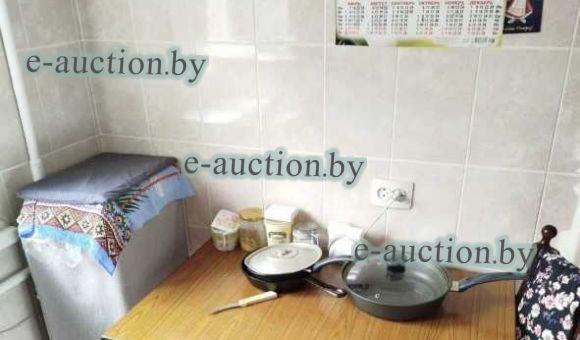 1/2 доля в праве собственности на двухкомнатную квартиру в г. Бресте, площадью 42.5 м²