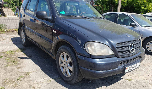 Mercedes-Benz ML 270, 2000