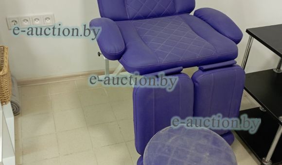 Педикюрное кресло со стулом подкатным №11