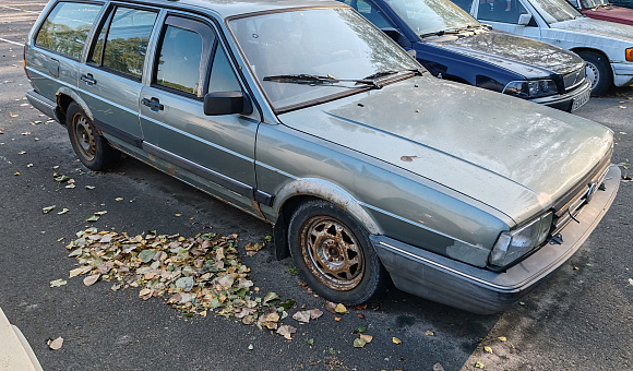 Volkswagen Passat, 1987