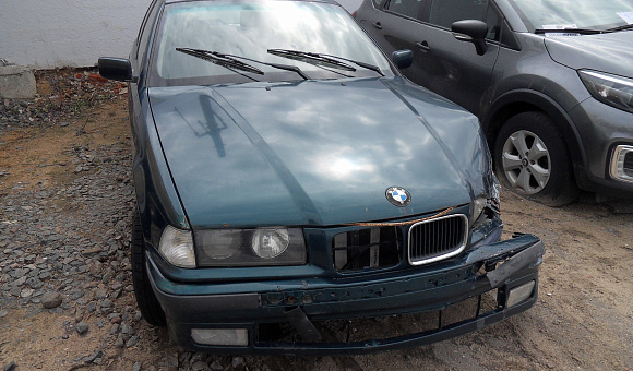 BMW 316, 1997