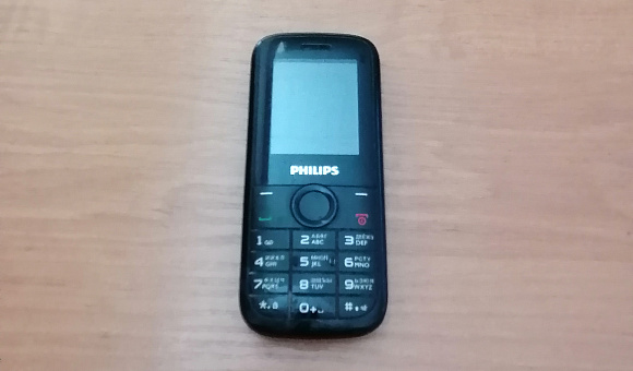 Мобильный телефон PHILIPS
